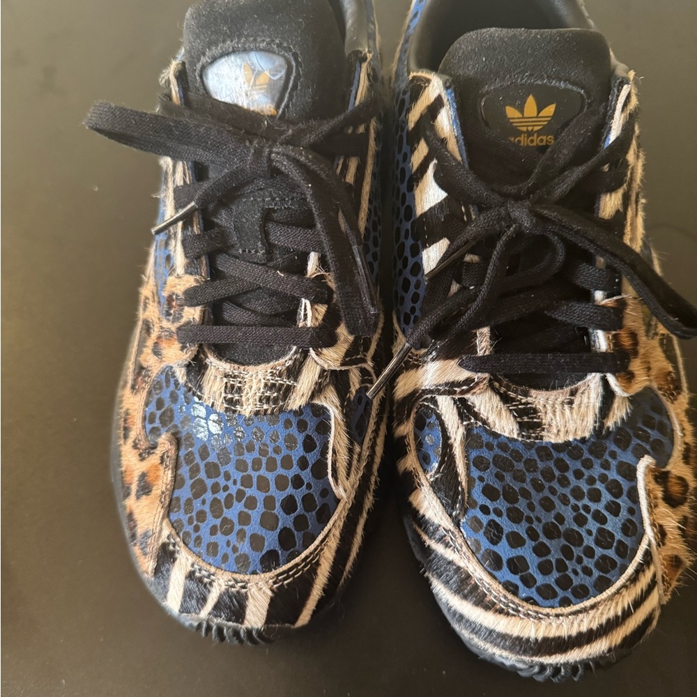 Adidas sneakers leop